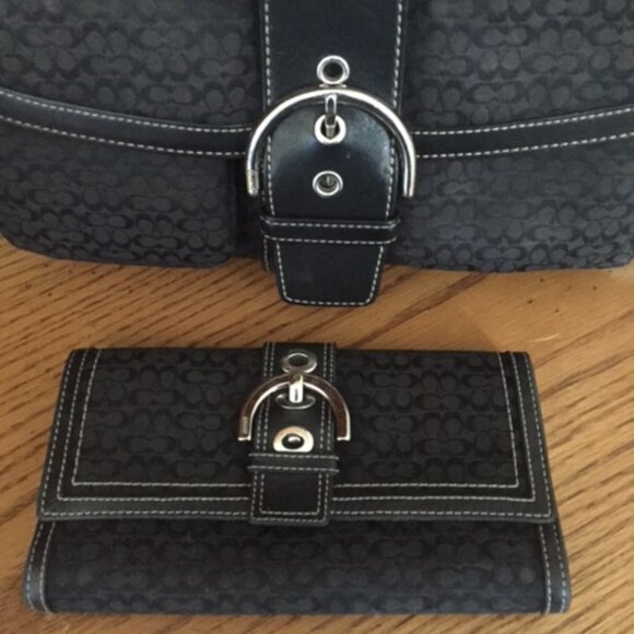 Coach purse & wallet - Picture 3 of 4